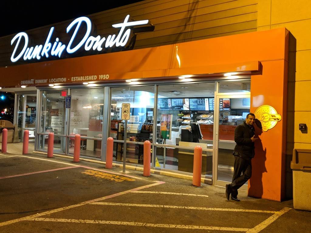 Dunkin | bakery | 543 Southern Artery, Quincy, MA 02169, USA | 6174729502 OR +1 617-472-9502