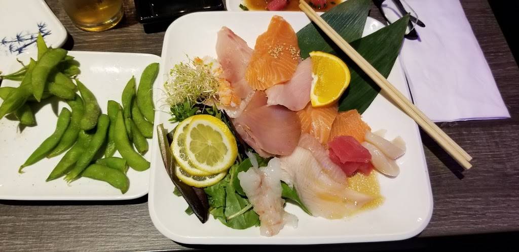 bluemaki sushi | restaurant | 39409 10th St W ste a, Palmdale, CA 93551, USA | 6615400815 OR +1 661-540-0815