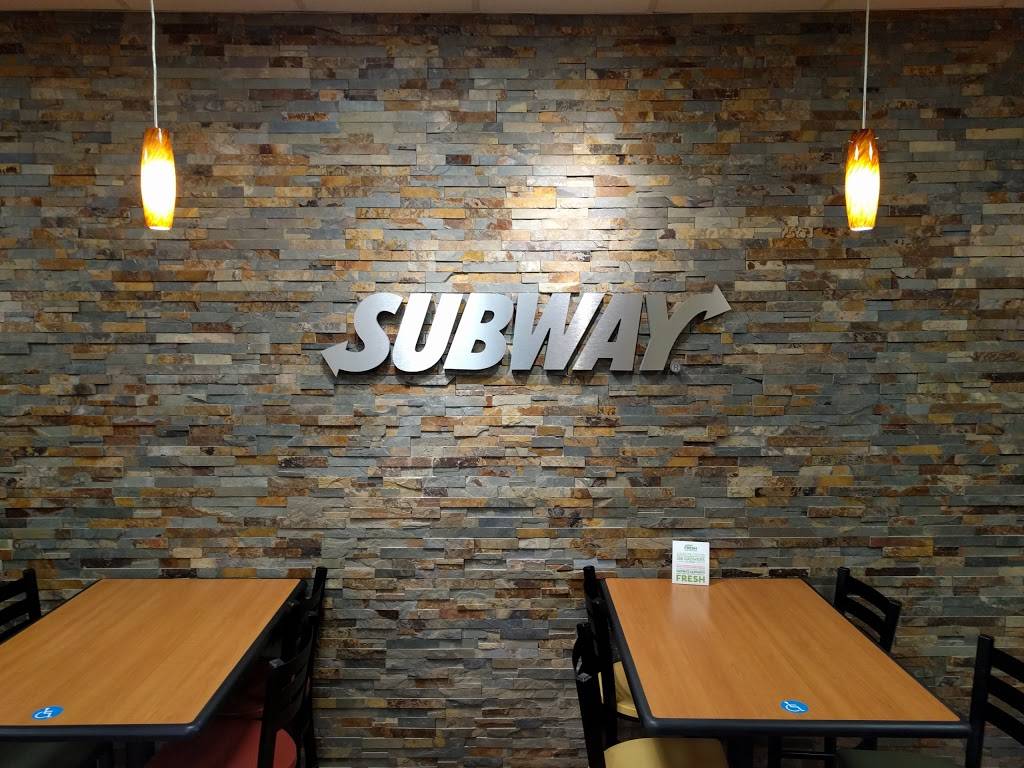 Subway | restaurant | 248 E Saginaw St, East Lansing, MI 48823, USA | 5173335765 OR +1 517-333-5765