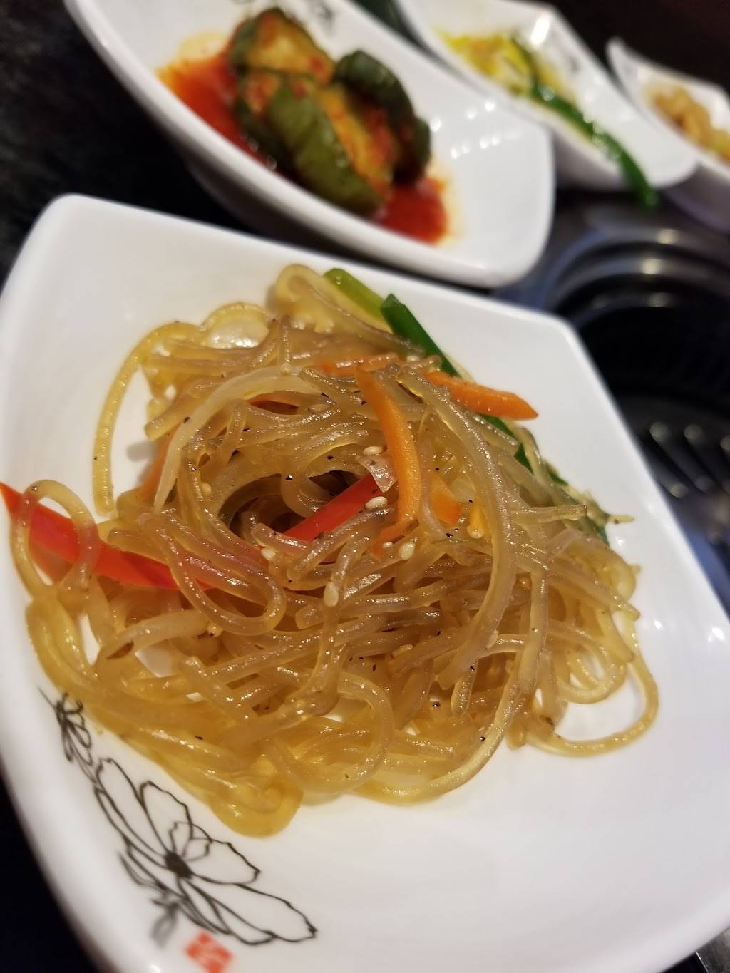 Omi Korean Grill & Bar | restaurant | 226 Lincoln Square, Arlington, TX 76011, USA | 6823238386 OR +1 682-323-8386