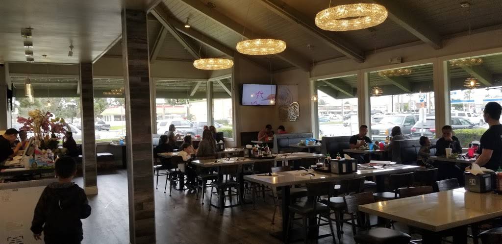 PHO LOVERS | restaurant | 16931 Magnolia St, Huntington Beach, CA 92647, USA | 7145960220 OR +1 714-596-0220