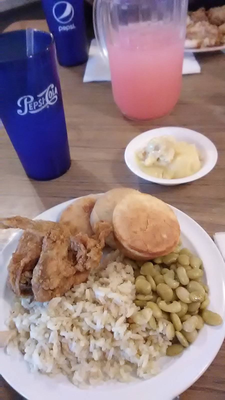 Mr. Bs Seafood | restaurant | 964 W Lydia Hwy, Hartsville, SC 29550, USA | 8433325560 OR +1 843-332-5560