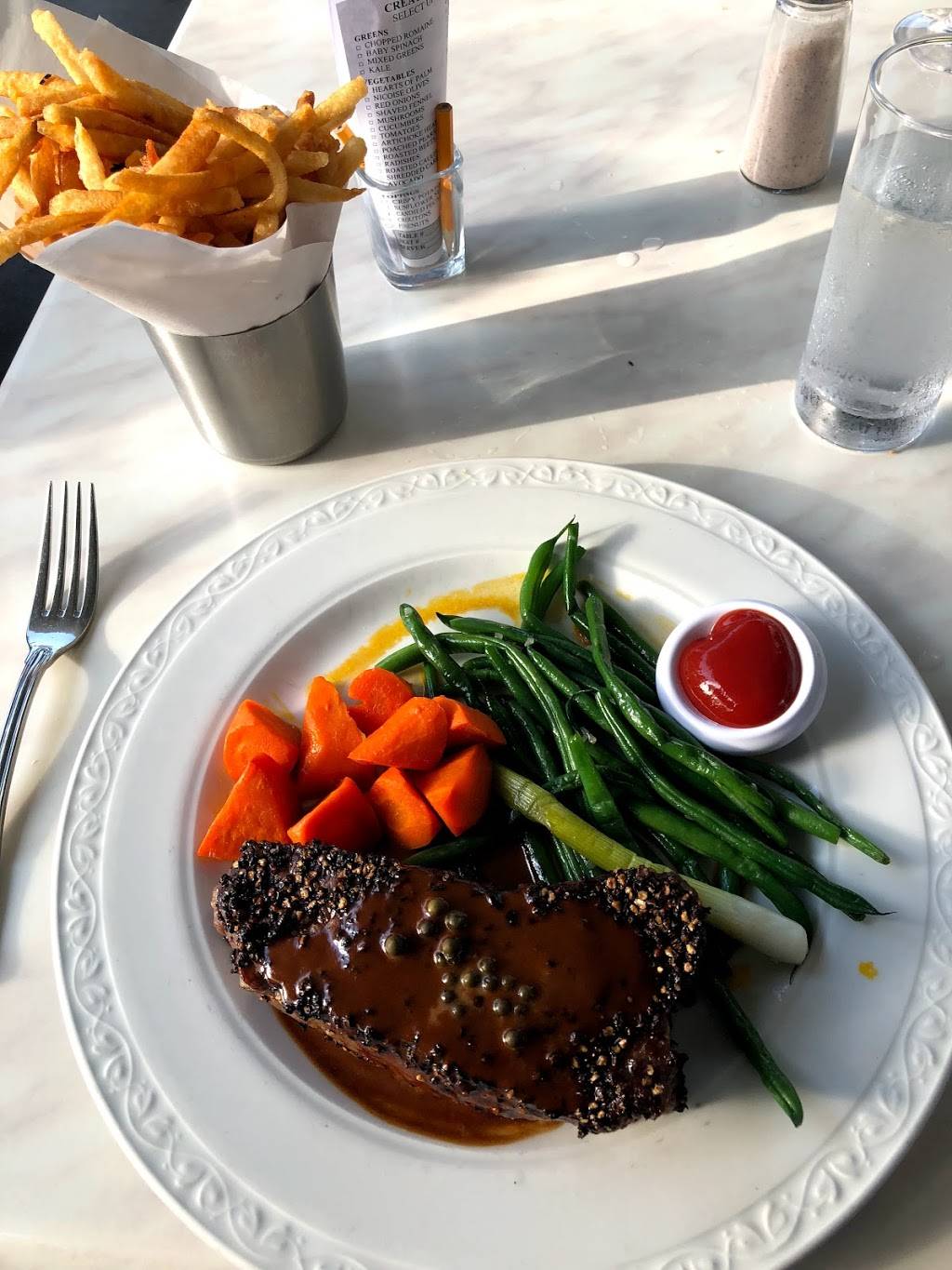 Brasserie Du Soleil | restaurant | 1908 Eastwood Rd #118, Wilmington, NC 28403, USA | 9102562226 OR +1 910-256-2226