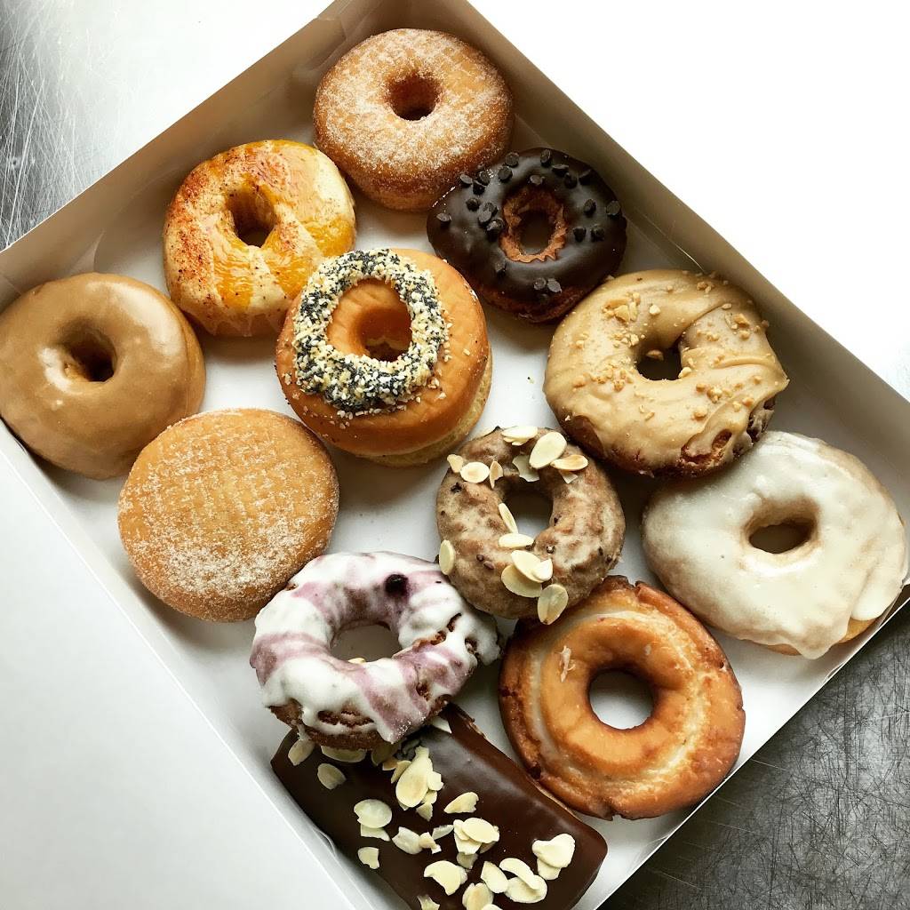 CRAFT Donuts + Coffee at the Metra Station | bakery | 1501 Miner St, Des Plaines, IL 60016, USA | 8472612816 OR +1 847-261-2816