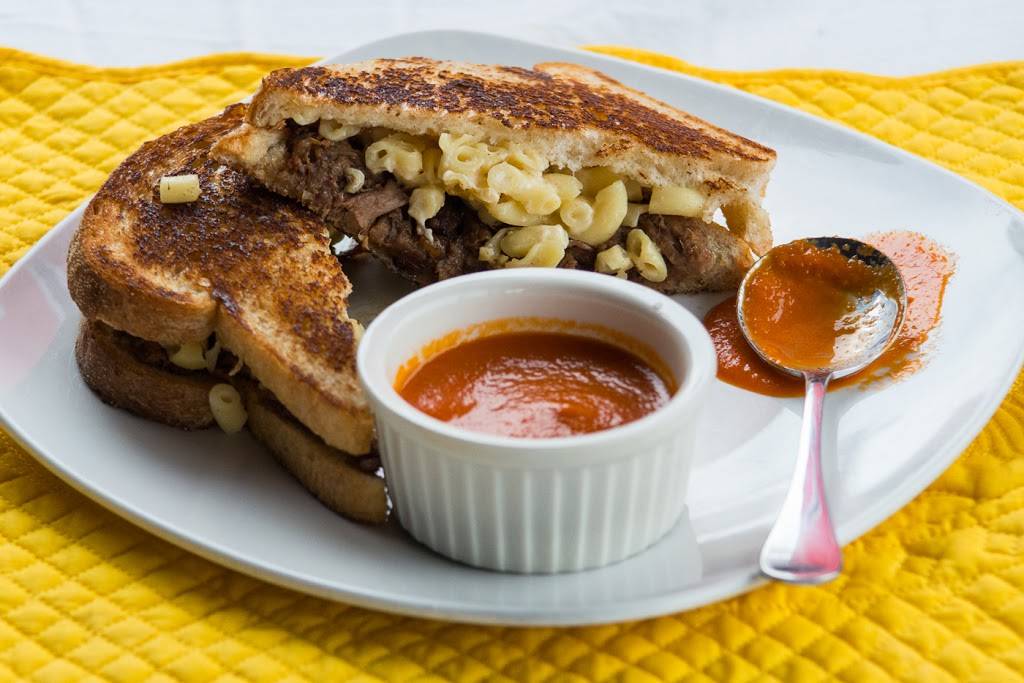 Home Sweet Home | restaurant | 3433 W Cary St, Richmond, VA 23221, USA | 8043559000 OR +1 804-355-9000