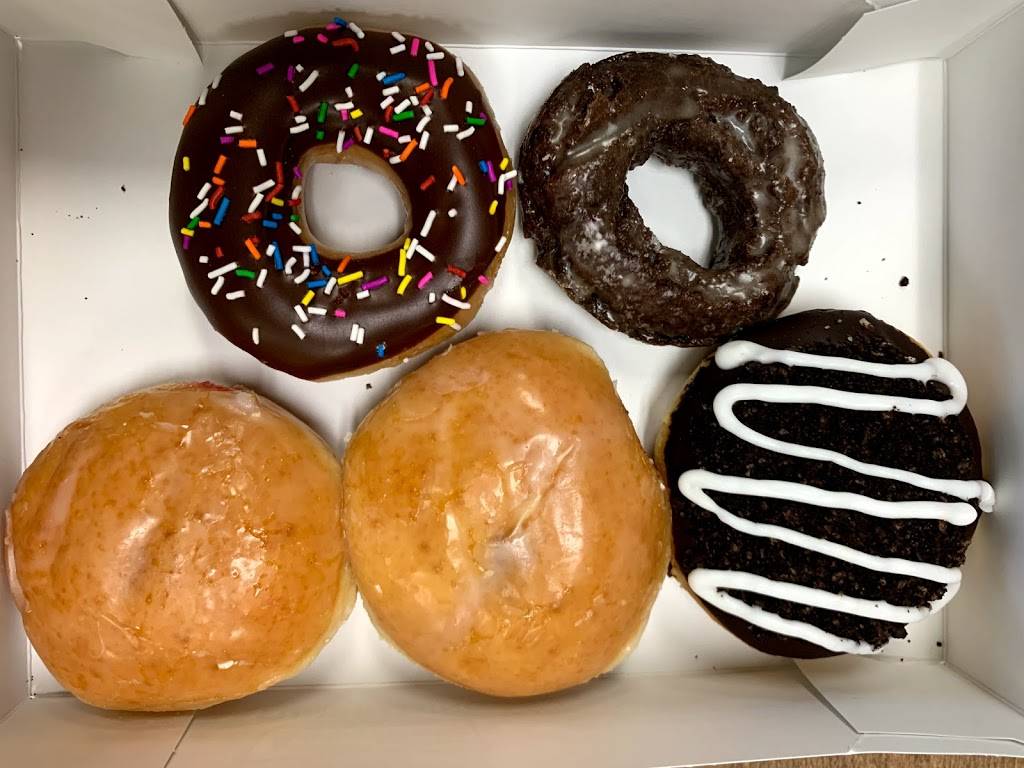 Krispy Kreme | cafe | 32450 Dyer St, Union City, CA 94587, USA | 5104716121 OR +1 510-471-6121