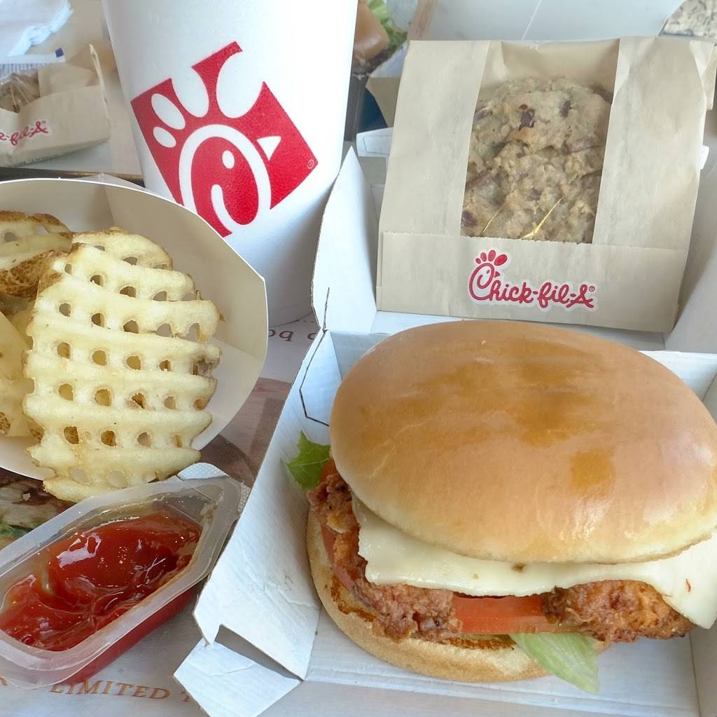 Chick-fil-A | restaurant | 9611 Mentor Ave, Mentor, OH 44060, USA | 4403542924 OR +1 440-354-2924