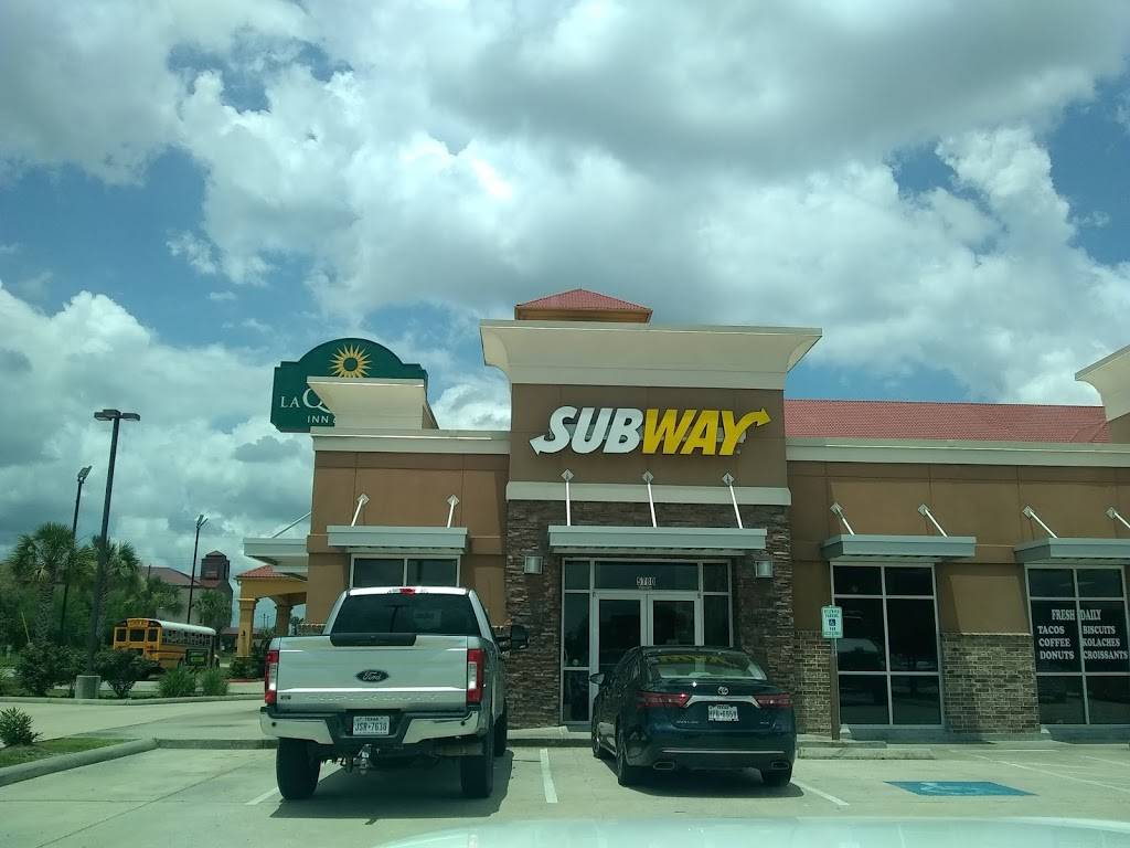 Subway | restaurant | 5780 Walden Rd Suite 100, Beaumont, TX 77707, USA | 4094190880 OR +1 409-419-0880