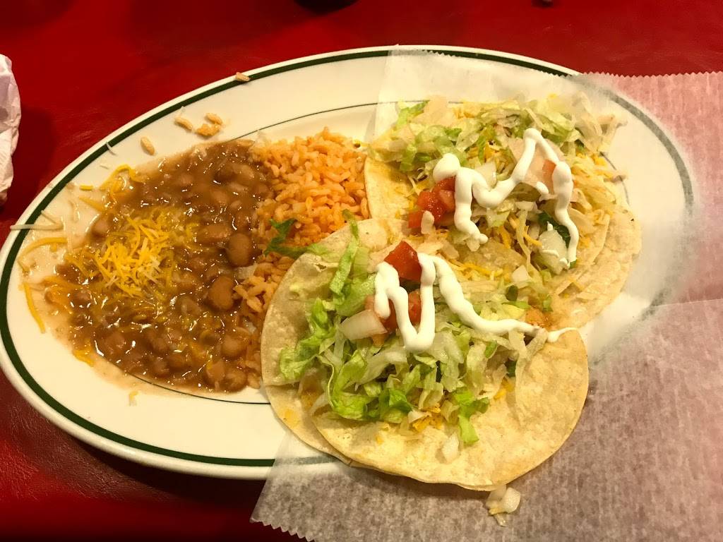 Rio Vista Grill | restaurant | 501 Front St, Henry, IL 61537, USA | 3093565252 OR +1 309-356-5252