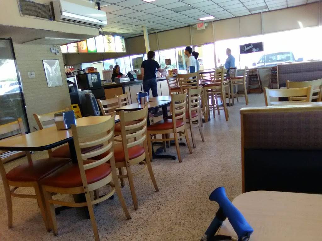 Dairy Queen Restaurant | restaurant | 6707 Westview Dr, Houston, TX 77055, USA | 7136815574 OR +1 713-681-5574