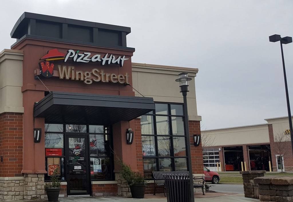Pizza Hut | restaurant | 7220 Fulton Dr NW Suite 203, Canton, OH 44718, USA | 3308343333 OR +1 330-834-3333