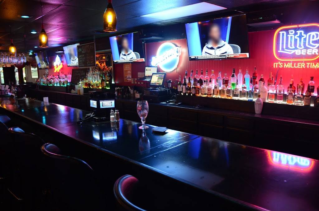 Tollys Gastropub | restaurant | 644 Wagner Ave, Greenville, OH 45331, USA | 9374595225 OR +1 937-459-5225