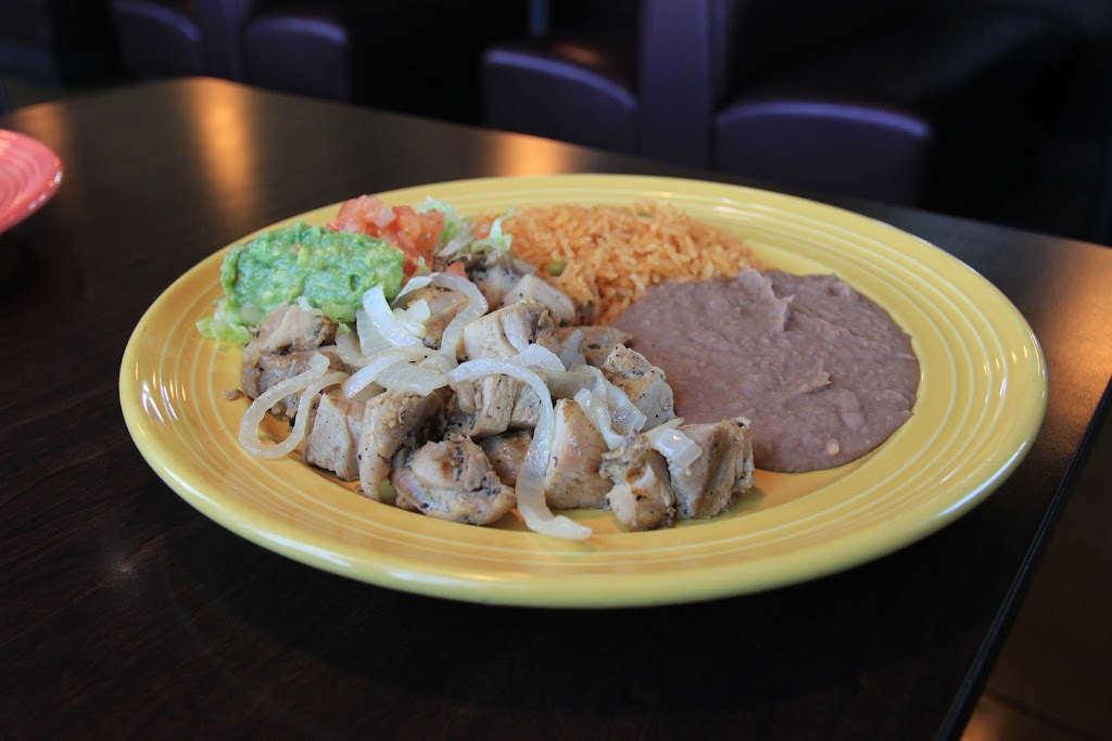 Las Palapas - West Point Village | restaurant | 1675 TX-46, New Braunfels, TX 78132, USA | 8303022301 OR +1 830-302-2301
