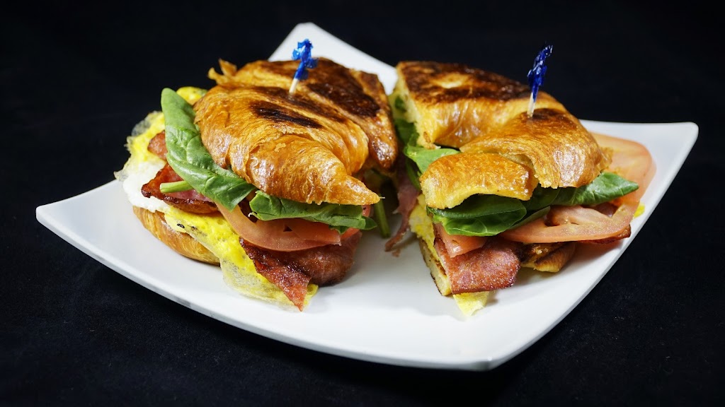 Atlantis Cafe | meal delivery | 12 NW 1st St, Miami, FL 33128, USA | 3053819871 OR +1 305-381-9871