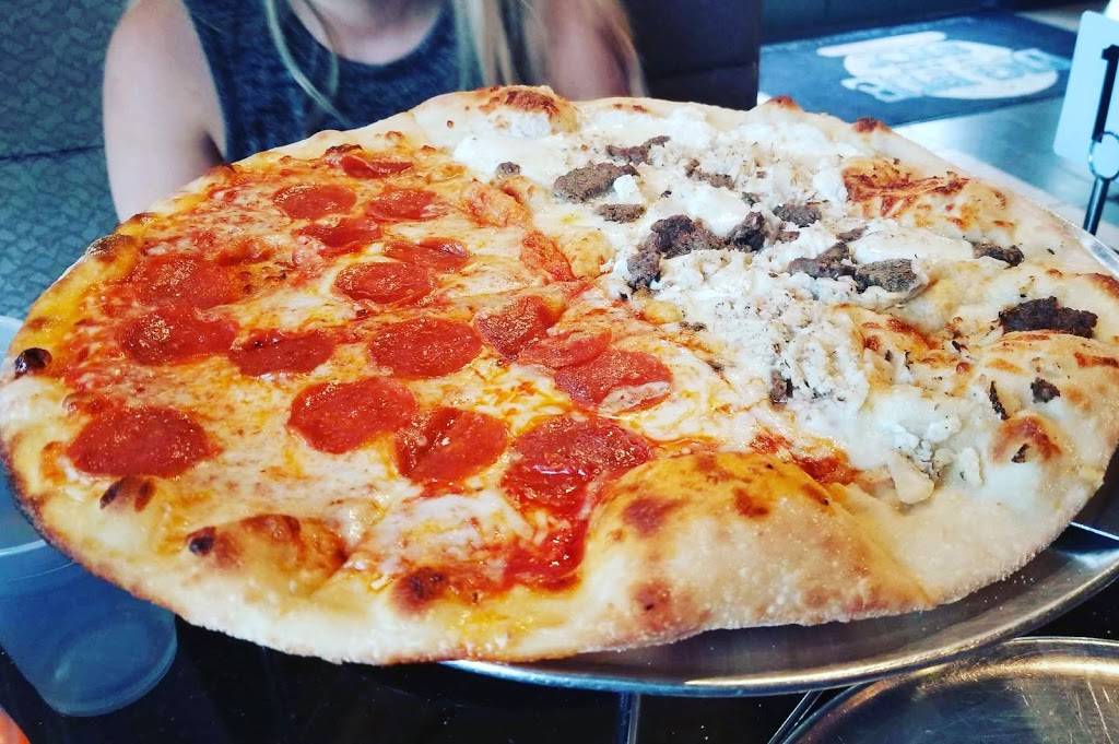 Big Pie In The Sky Pizzeria | restaurant | 1010 Mansell Rd Suite 180, Roswell, GA 30076, USA | 7709935577 OR +1 770-993-5577