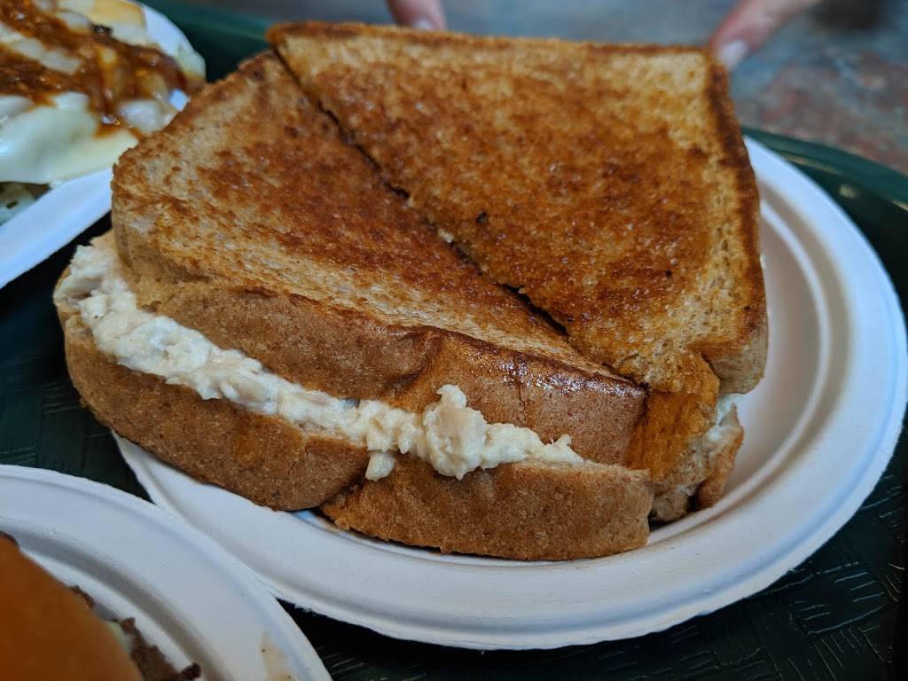 Bill Grays Seabreeze Tap Room | restaurant | 4870 Culver Rd #100, Rochester, NY 14622, USA | 5852667820 OR +1 585-266-7820