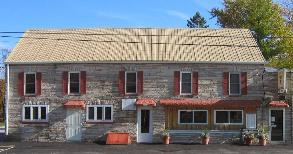 Wegners St Martins Inn | restaurant | 11318 W St Martins Rd, Franklin, WI 53132, USA | 4144259971 OR +1 414-425-9971