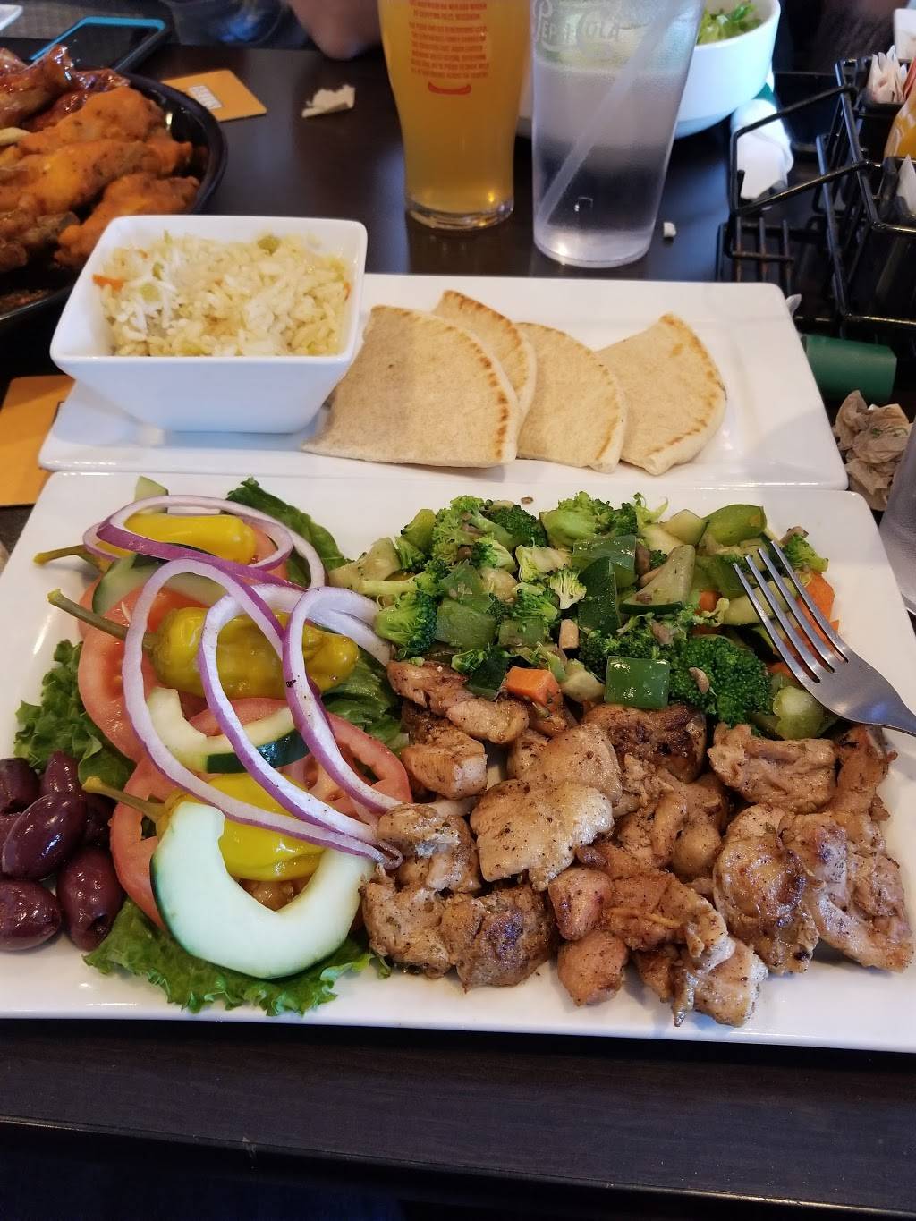 On Tap Medina | restaurant | 2736 Medina Rd, Medina, OH 44256, USA | 3307251972 OR +1 330-725-1972