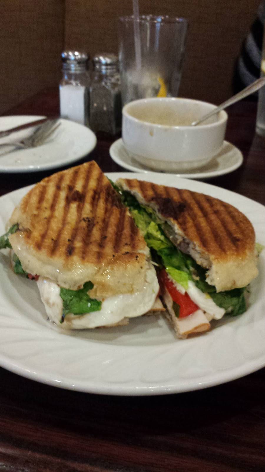 Sals Italian Ristorante | restaurant | 5500 FL-7, Lake Worth, FL 33449, USA | 5612965135 OR +1 561-296-5135