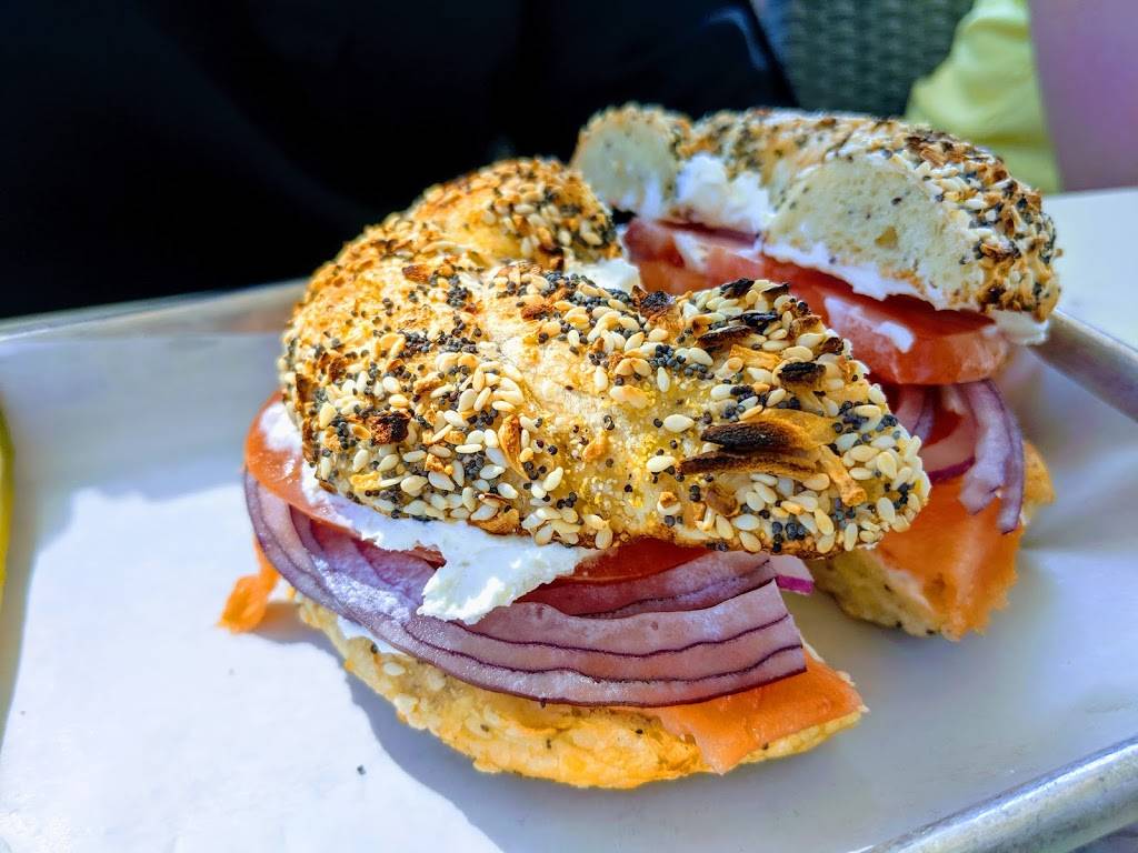 Daughter’s Deli | restaurant | 8555 Sunset Blvd, West Hollywood, CA 90069, USA | 3106526552 OR +1 310-652-6552