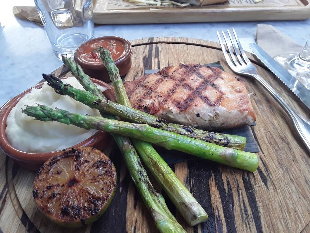 Havana 1957 Cuban Cuisine South Beach at Breakwater | restaurant | 940 Ocean Dr, Miami Beach, FL 33139, USA | 3055343589 OR +1 305-534-3589