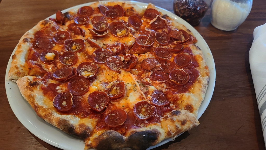 Annesso Pizzeria | restaurant | 8484 N Friant Rd, Fresno, CA 93720, USA | 5599818995 OR +1 559-981-8995