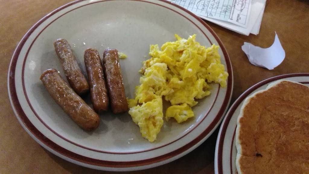 Clock Restaurant | restaurant | 2010 N Main St, Gainesville, FL 32609, USA | 3523751411 OR +1 352-375-1411