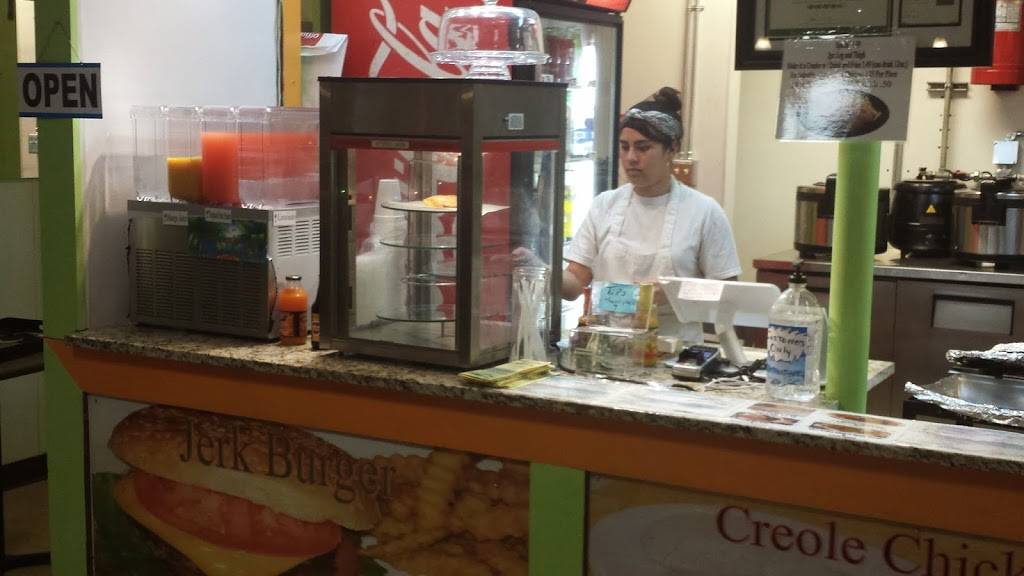 WINGZ UNIVERSE. [WORLD BEST CHICKEN WINGS] | restaurant | 214 W Boundary St, Savannah, GA 31401, USA | 9122325444 OR +1 912-232-5444