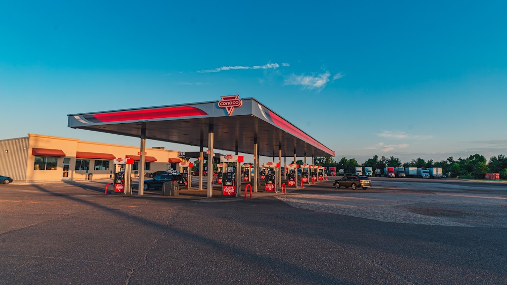 eExpress | restaurant | 12204 N I- 35 Service Rd, Oklahoma City, OK 73131, USA | 4054783052 OR +1 405-478-3052