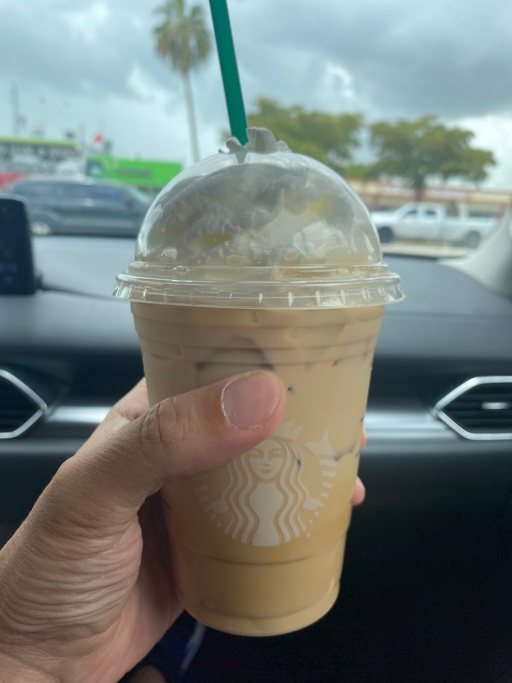 Starbucks | cafe | 199 NE 167th St, Miami, FL 33162, USA | 3056532071 OR +1 305-653-2071