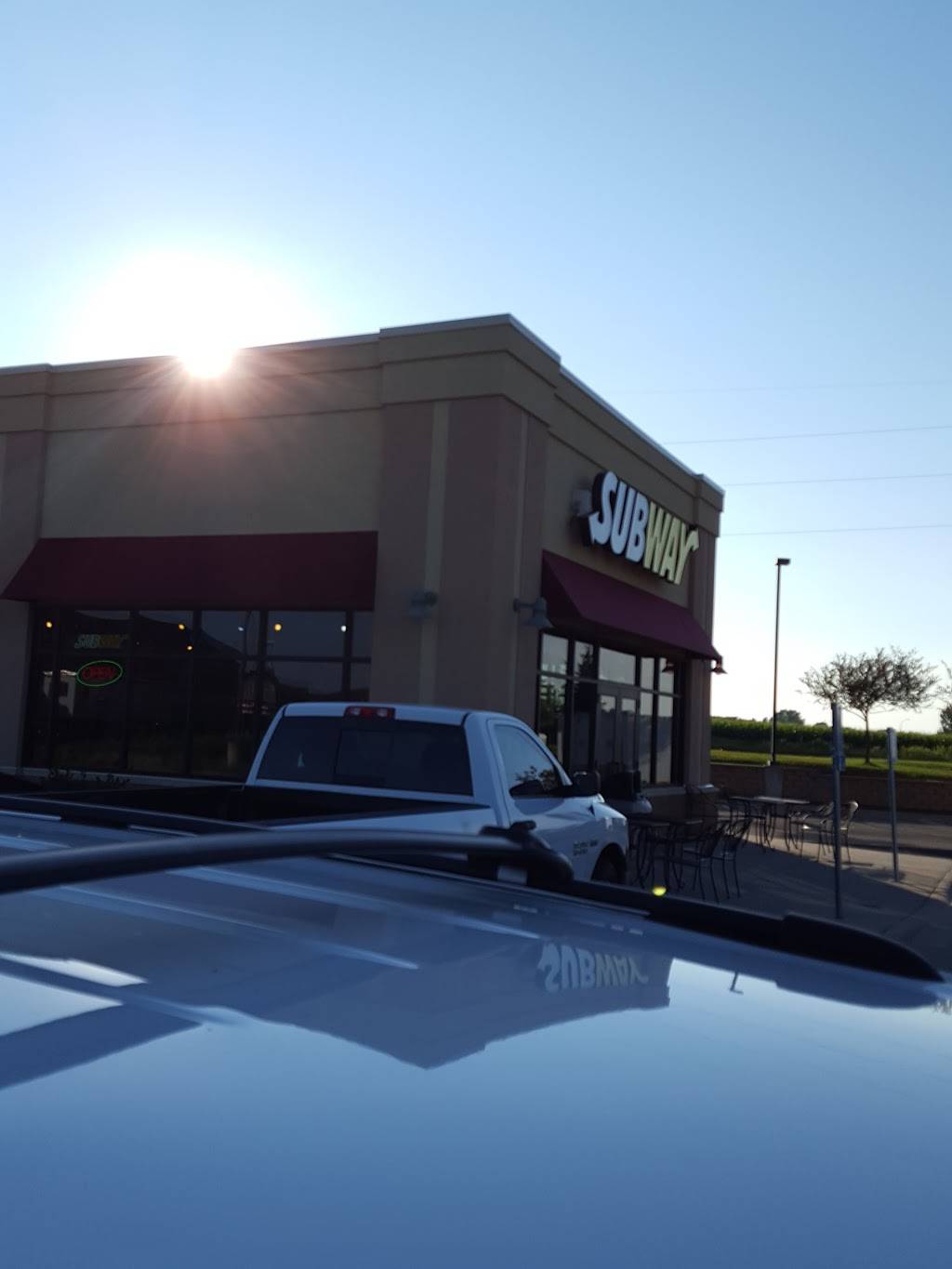 Subway | restaurant | 17450 Dodd Blvd, Lakeville, MN 55044, USA | 9525830943 OR +1 952-583-0943