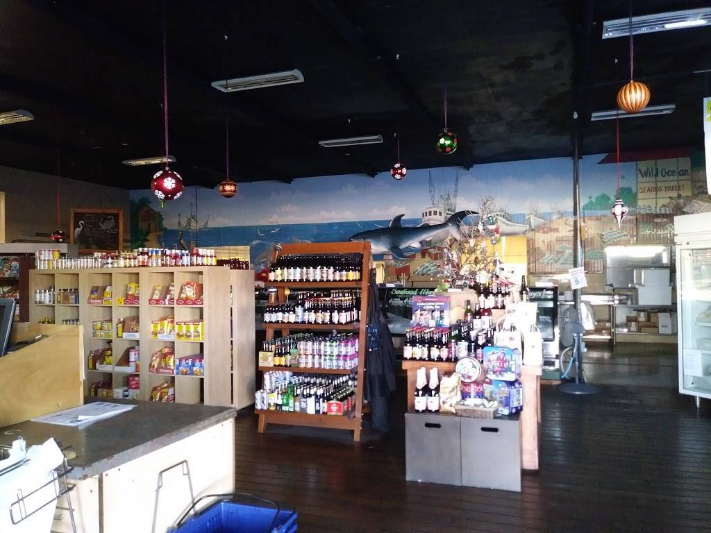 Wild Ocean Market | restaurant | 688 S Park Ave, Titusville, FL 32796, USA | 3212691116 OR +1 321-269-1116