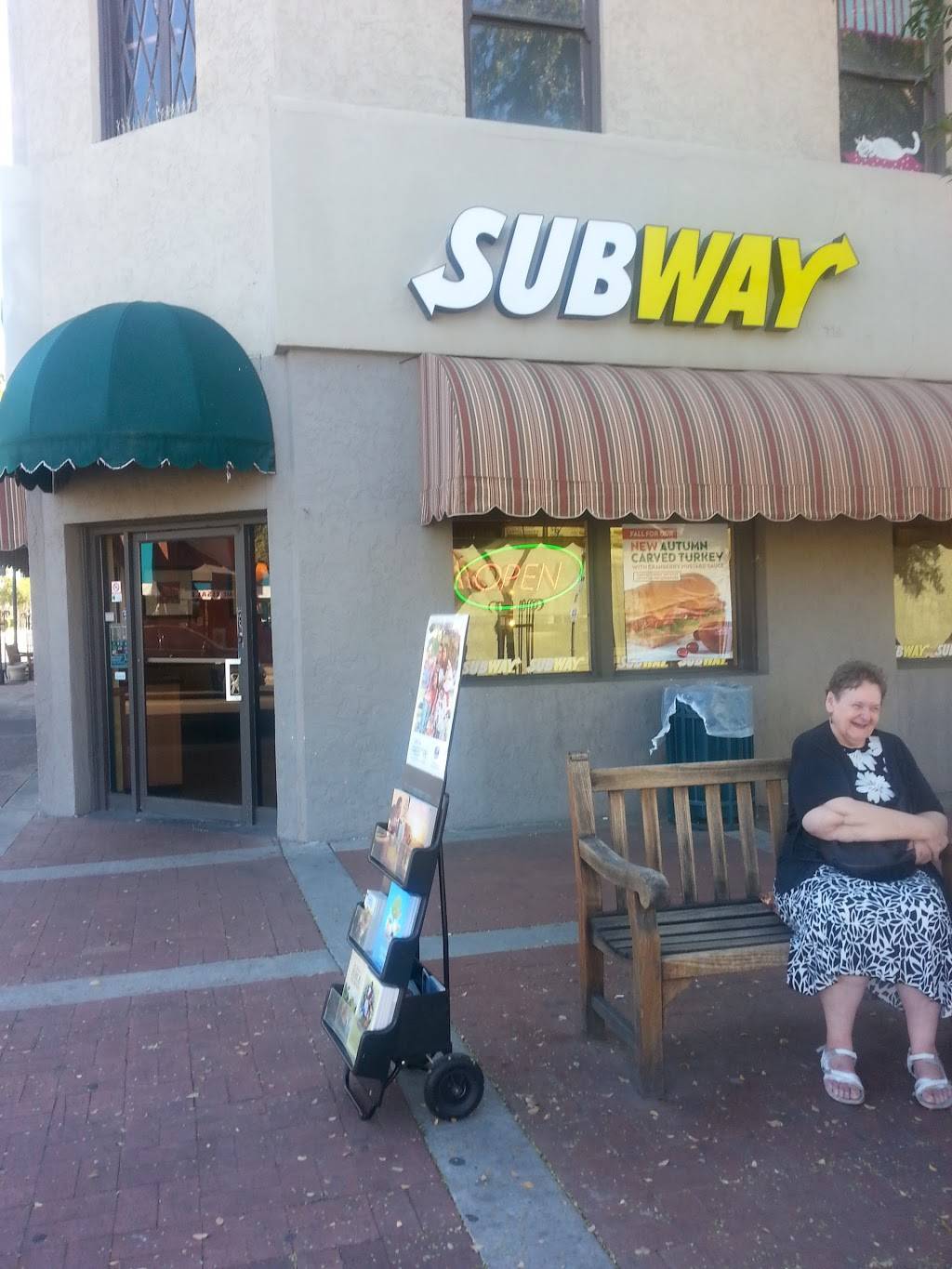 Subway | meal takeaway | 5757 W Glendale Ave, Glendale, AZ 85301, USA | 6239394791 OR +1 623-939-4791