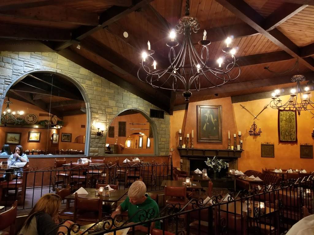 Cervantes Restaurant & Lounge | restaurant | 5801 Gibson Blvd SE, Albuquerque, NM 87108, USA | 5052622253 OR +1 505-262-2253