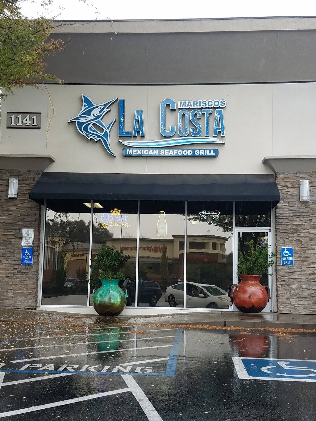 Mariscos La Costa | restaurant | 1141 Forest Ave, Chico, CA 95928, USA | 5303423627 OR +1 530-342-3627