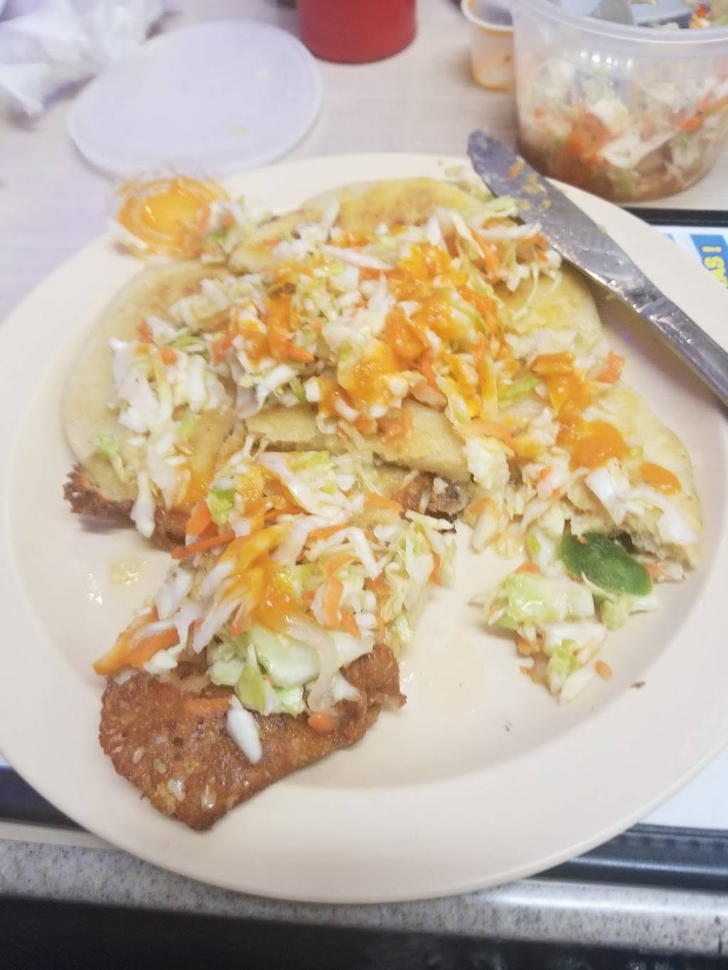 El Jireh Pupuseria Y Restaurant | restaurant | 522 E Vine Ave, West Covina, CA 91790, USA | 6266991086 OR +1 626-699-1086