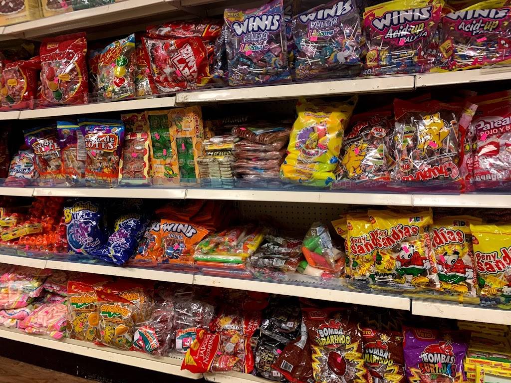 Mercado Latino Don Toro | restaurant | 15 Weems Ln, Winchester, VA 22601, USA | 5403233938 OR +1 540-323-3938