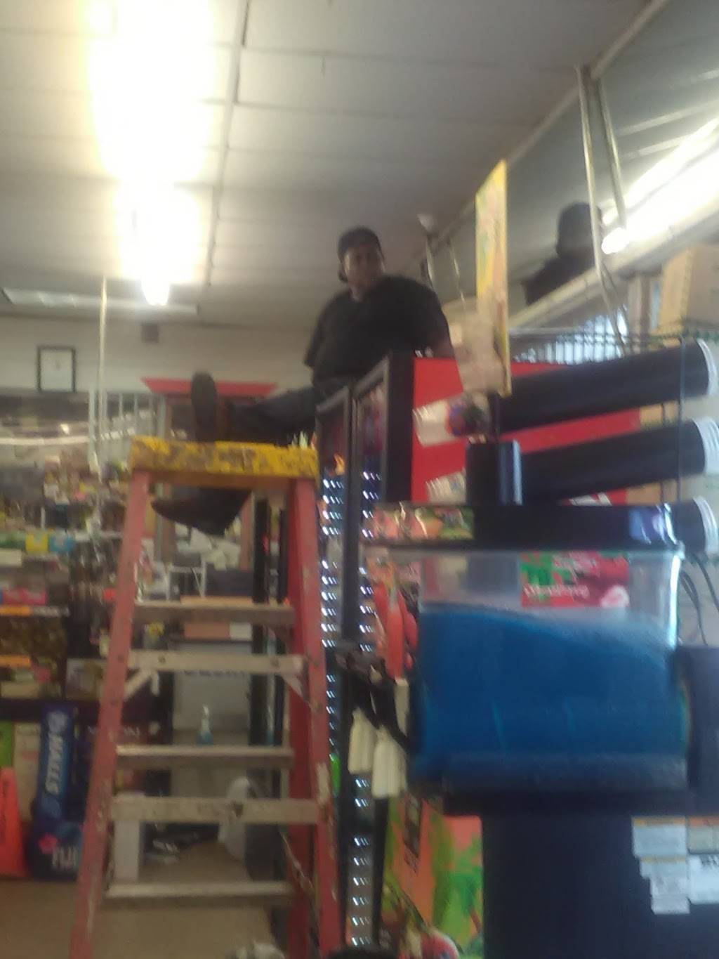 Family Discount Food | restaurant | 8805 Homestead Rd, Houston, TX 77016, USA | 7136317000 OR +1 713-631-7000