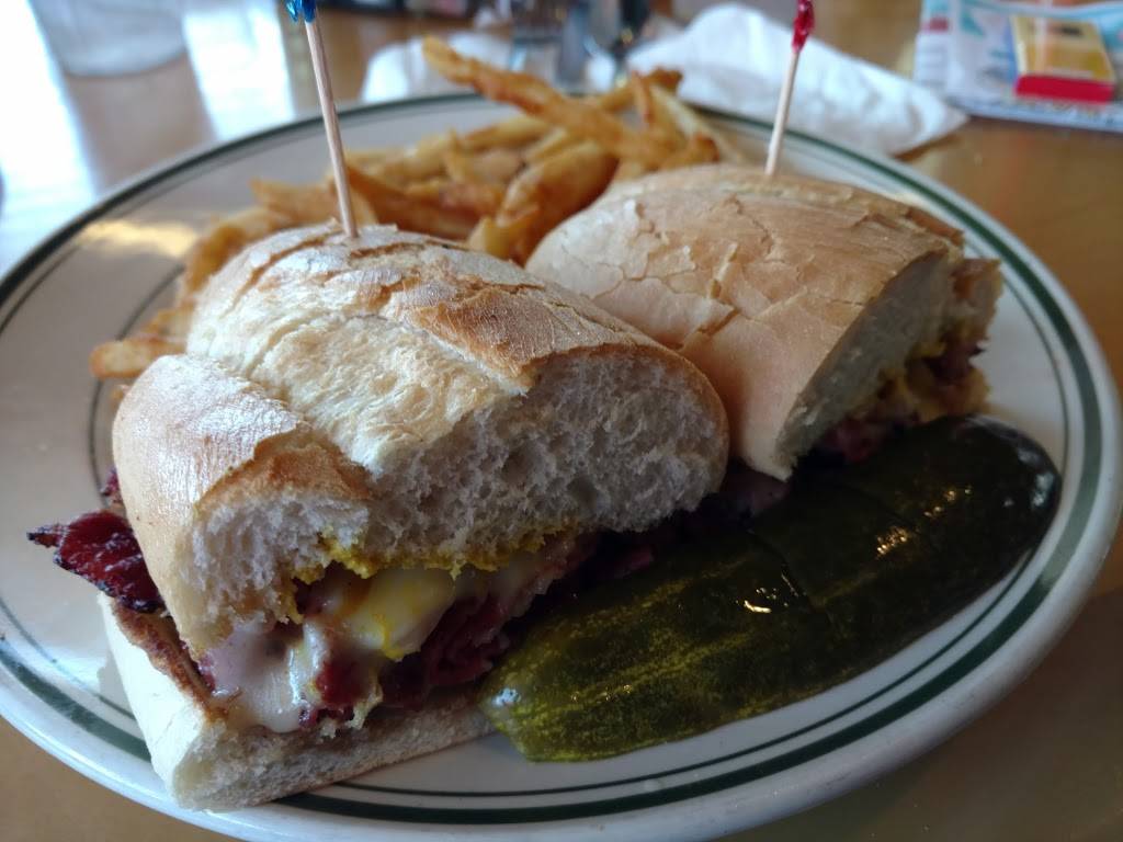 Woodys Diner | restaurant | 10136 Adams Ave, Huntington Beach, CA 92646, USA | 7149654555 OR +1 714-965-4555