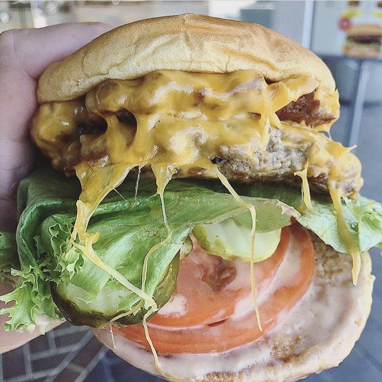 Elevation Burger | restaurant | 437 S Oyster Bay Rd, Plainview, NY 11803, USA | 5164338070 OR +1 516-433-8070