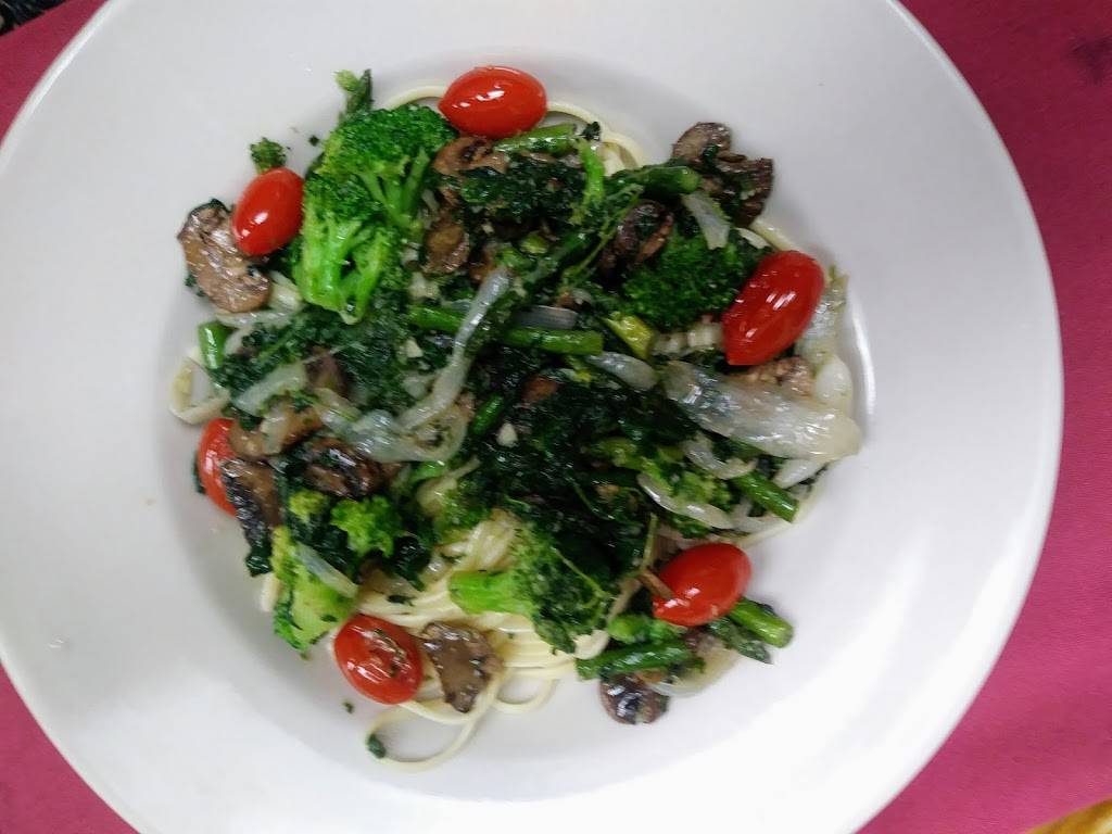 Isabellas Bistro | restaurant | 6800 Placida Rd #1a, Englewood, FL 34224, USA | 9416988880 OR +1 941-698-8880