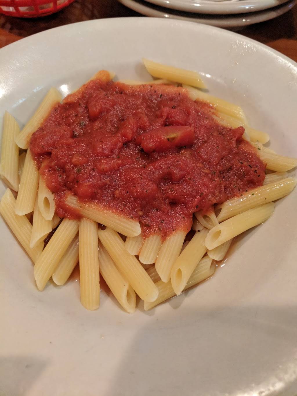 Garofolas Italiano | restaurant | 3655 Concord Pkwy S, Concord, NC 28027, USA | 7047957437 OR +1 704-795-7437