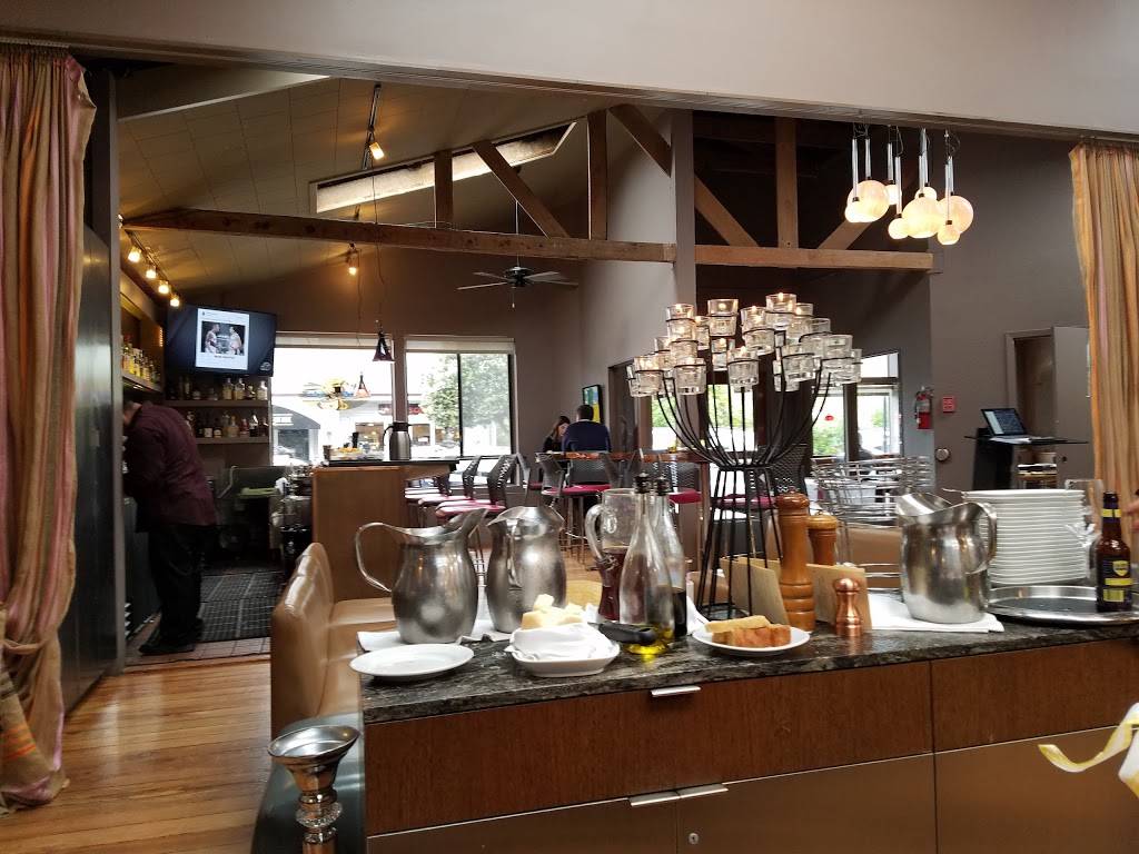 Pasta Moon | restaurant | 315 Main St C, Half Moon Bay, CA 94019, USA | 6507265125 OR +1 650-726-5125