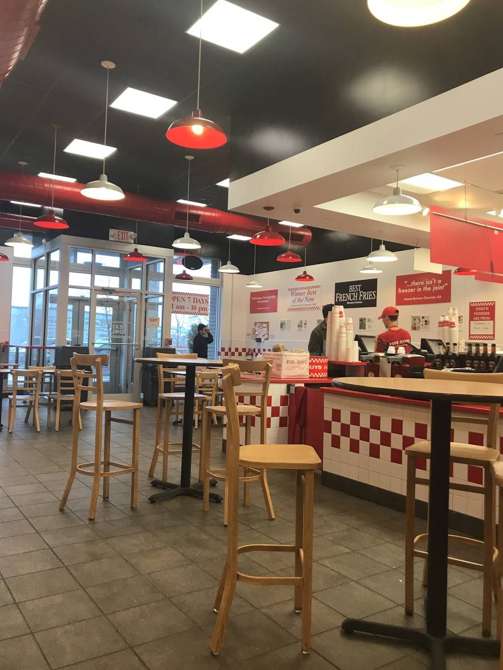 Five Guys | meal takeaway | 43 Middlesex Turnpike, Burlington, MA 01803, USA | 7817503152 OR +1 781-750-3152