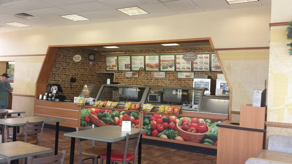 Subway Restaurants | restaurant | 217 Jefferson Ave, Washington, PA 15301, USA | 7242223959 OR +1 724-222-3959