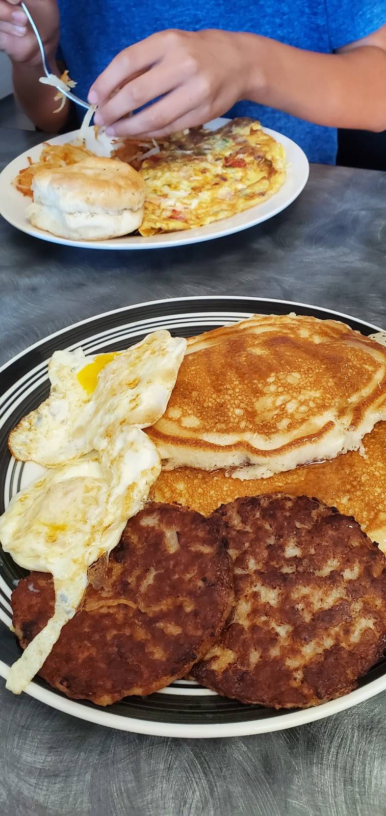 Bama Burgers 2 | restaurant | 2846 Pelham Pkwy, Pelham, AL 35124, USA | 2054065600 OR +1 205-406-5600