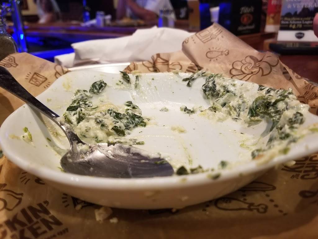 Kickin Chicken | restaurant | 6631, 800 N Main St, Summerville, SC 29483, USA | 8438756998 OR +1 843-875-6998