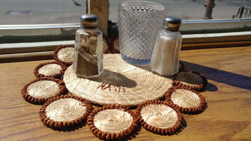 Grandchamps | restaurant | 197 Patchen Ave, Brooklyn, NY 11233, USA | 7184844880 OR +1 718-484-4880