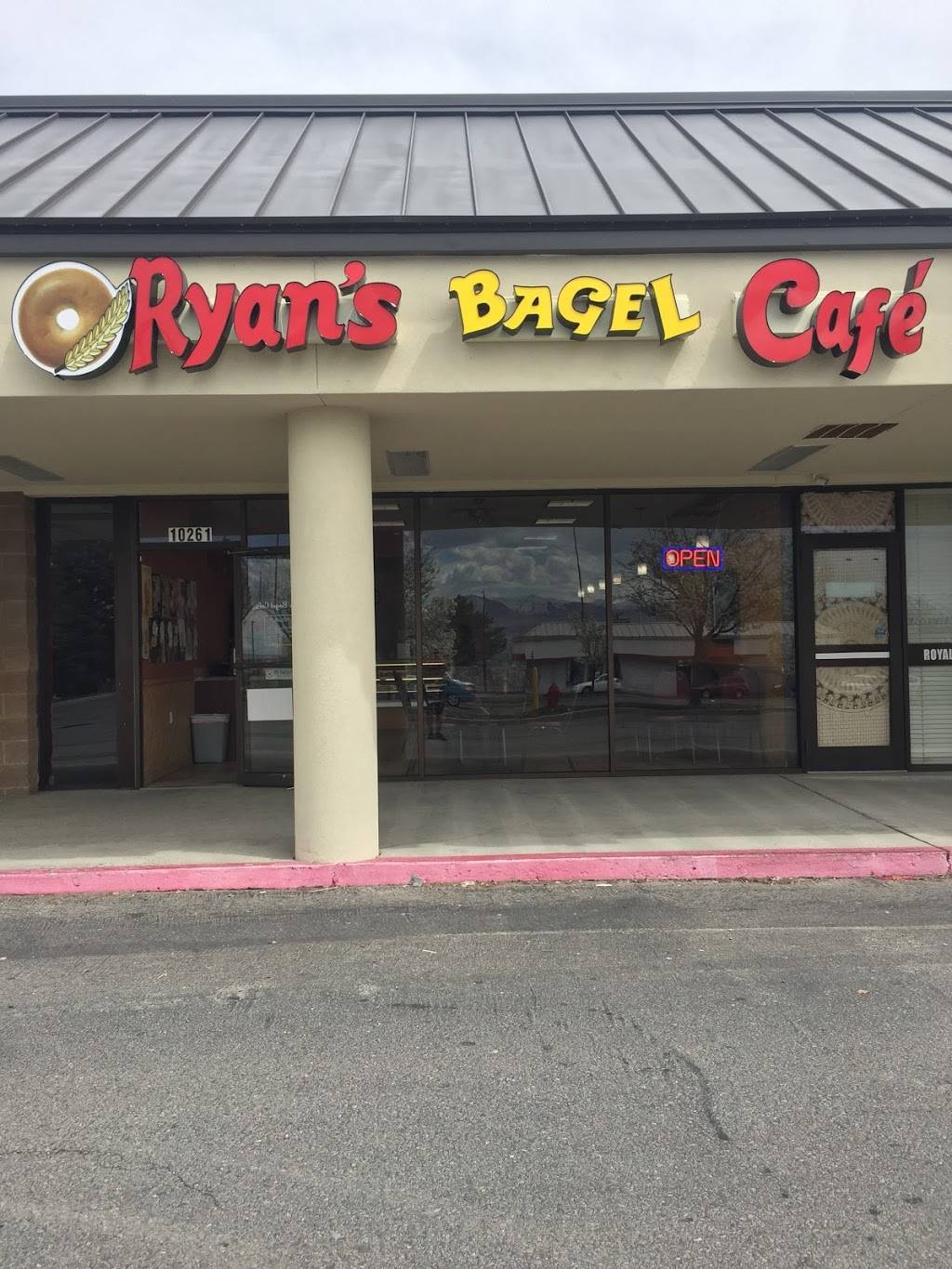 Ryans Bagel Cafe | bakery | 10261 1300 E, Sandy, UT 84094, USA | 8015903480 OR +1 801-590-3480