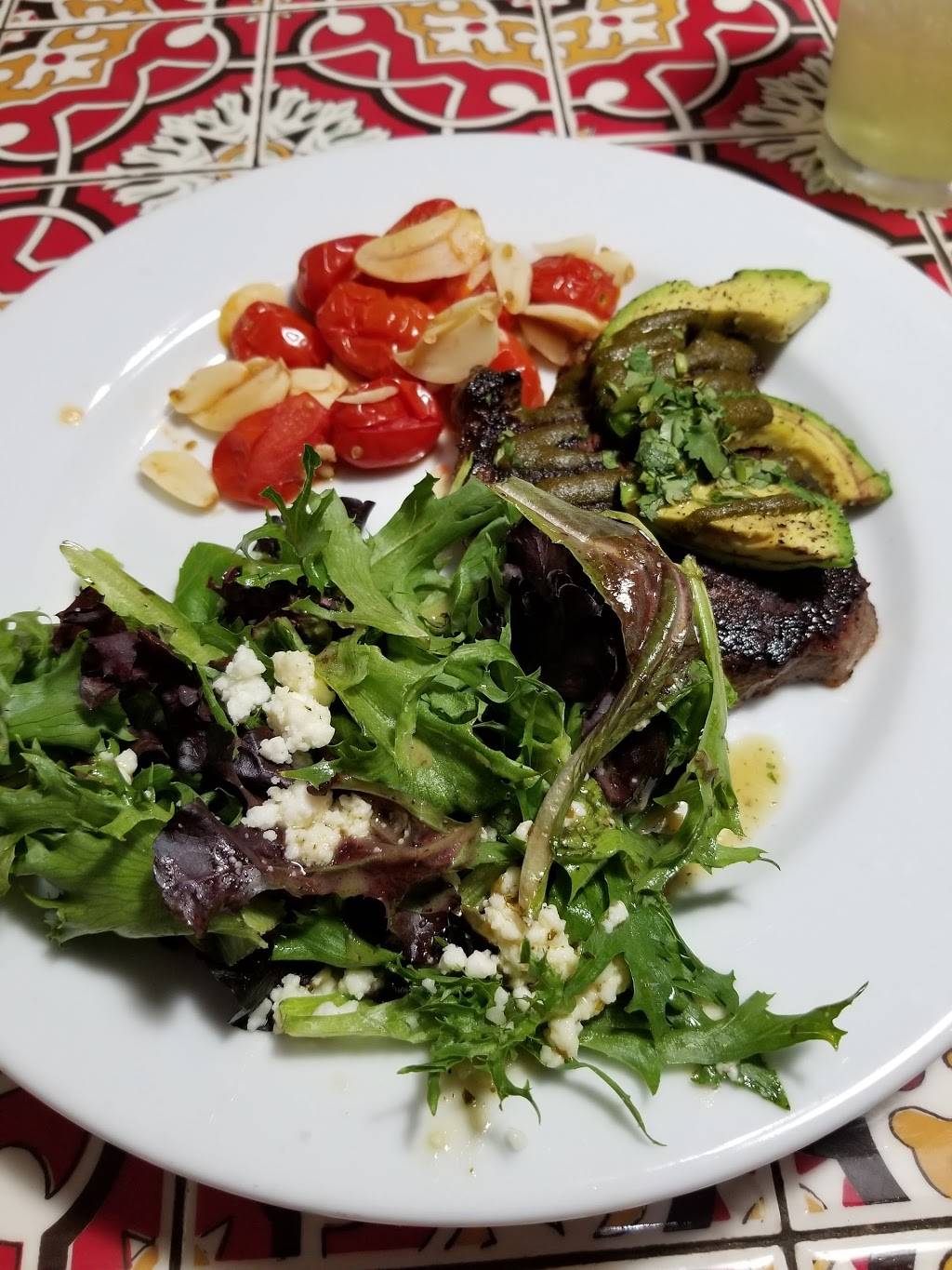 Chilis Grill & Bar | meal takeaway | 421 S Hurstbourne Pkwy, Louisville, KY 40222, USA | 5024256800 OR +1 502-425-6800